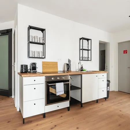 Bright & Spacious 아파트